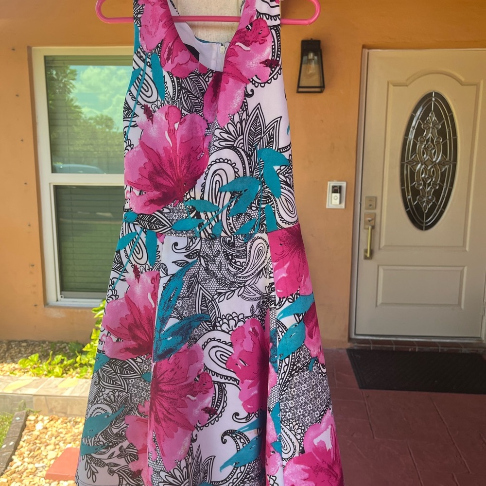 Flowery dress size 7!